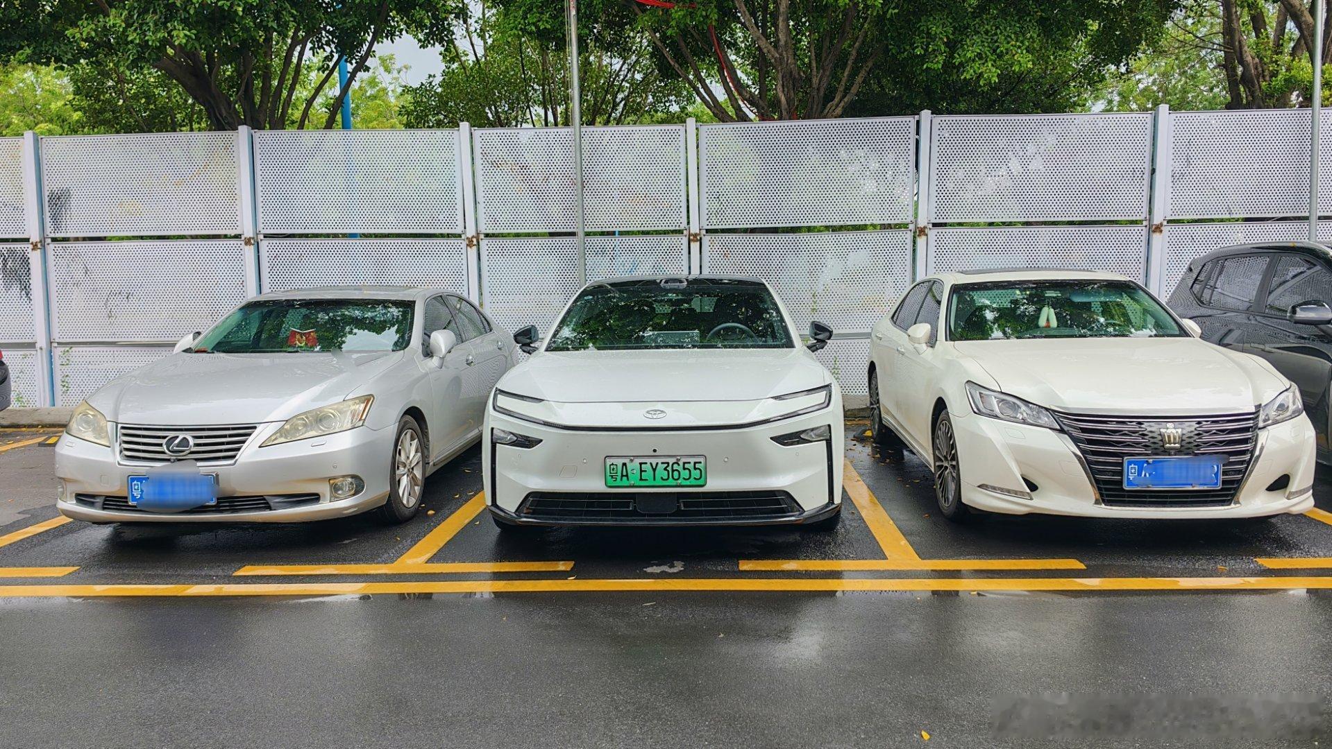 铂智7的气场完全不输丰田老大哥大家车的铂智7