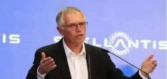 有人问安世破产了谁的损失大？答案很简单，目前安世半导体是100%的中资企业，当初