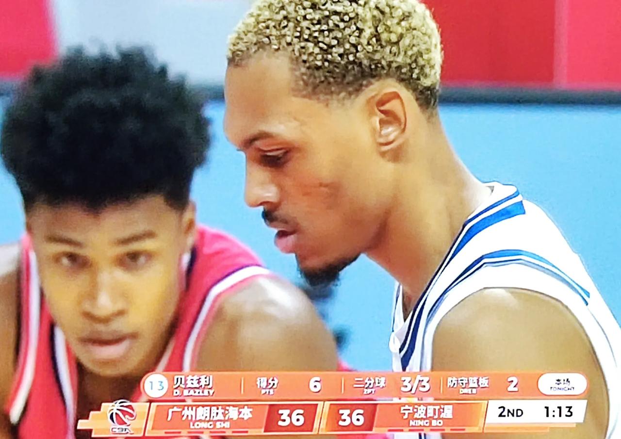 宁波84-83客场绝杀广州，广东球迷看到一个熟悉面孔，就是宁波新来大外贝兹利。