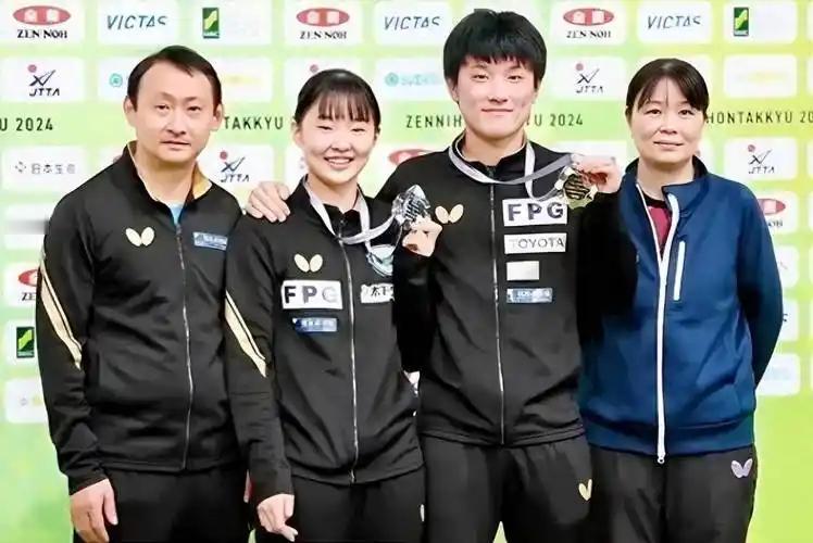 说出来你或许不信，张本宇为啥很少给张本智和做场外，却几乎场场陪伴女儿，背后原