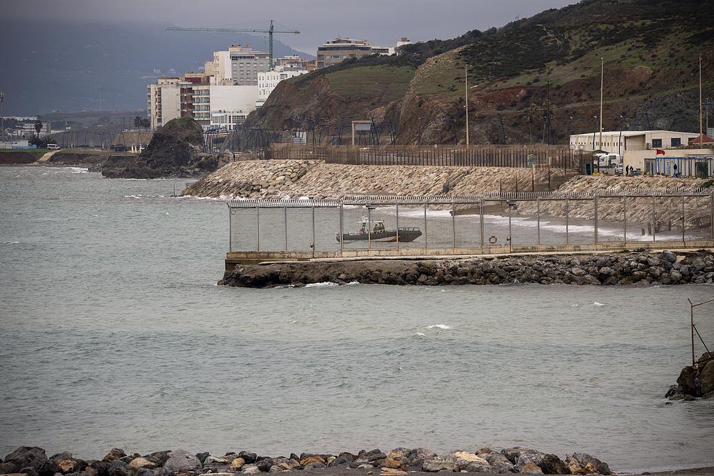 守住边境流血牺牲，转头就要被踢出申根：欧盟的团结，只写给内陆富国。8月1日