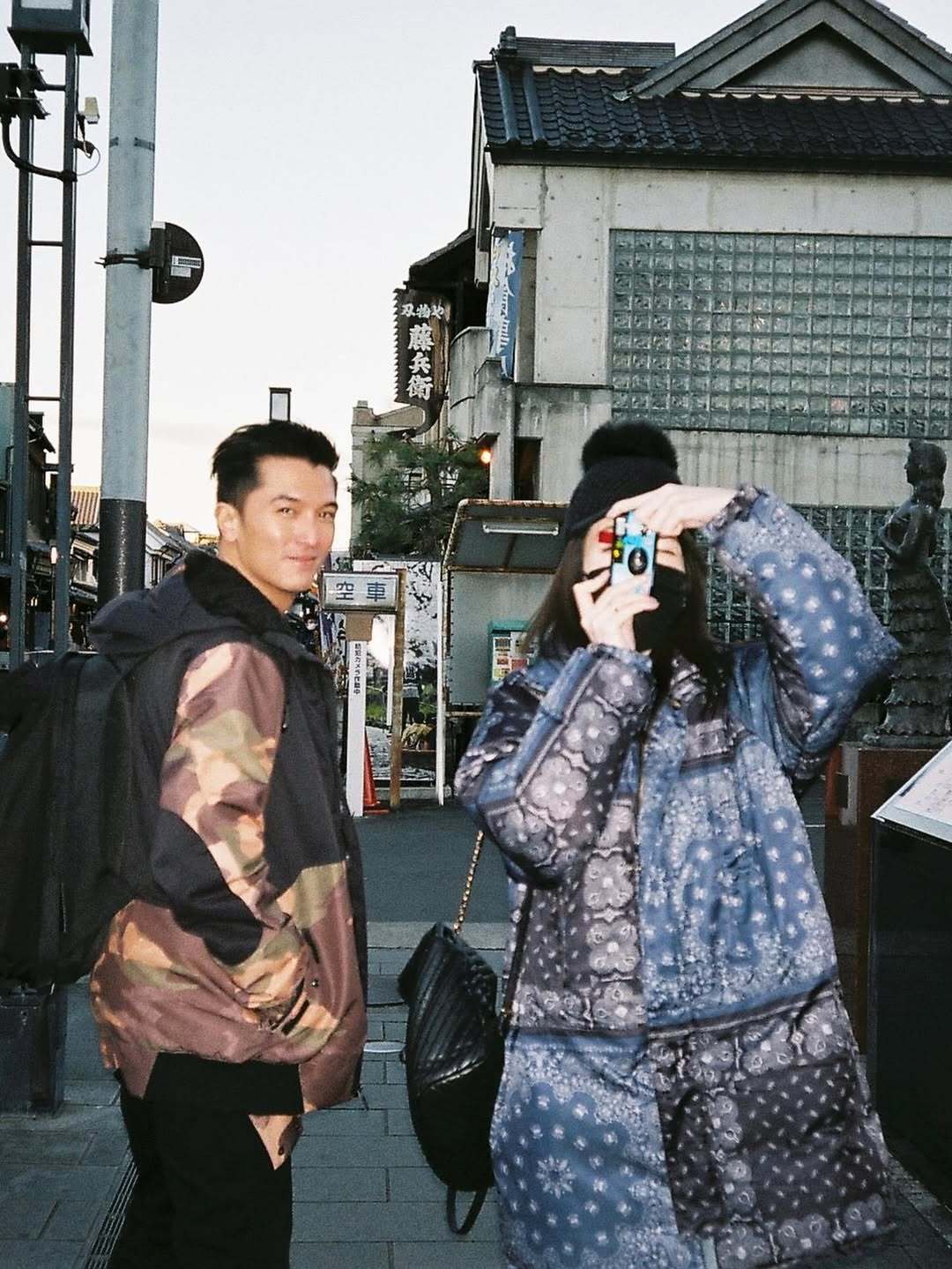 造型師分享邱泽和许玮甯日本旅行照