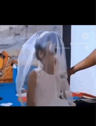 就是这种宗教。与未成年人结婚是常态。与文明社会无法共存，我们也无法与他们共存