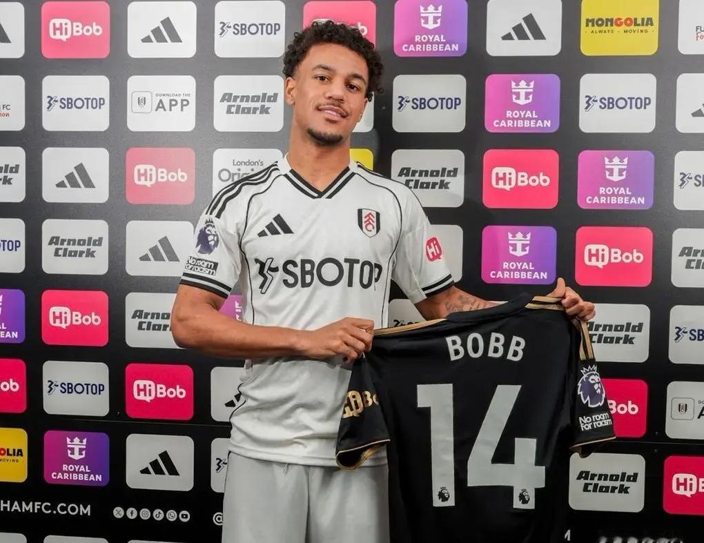 曼城边锋鲍勃加盟富勒姆。转会费2700万英镑+加20%二转分成+未来报价匹配权这