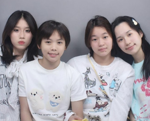全红婵晒了好多合照，可爱。
