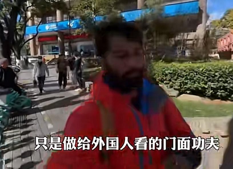 印度高种姓博主认为：中国应该降低物价吸引印度游客，他认为繁荣的城市，只是表面功夫