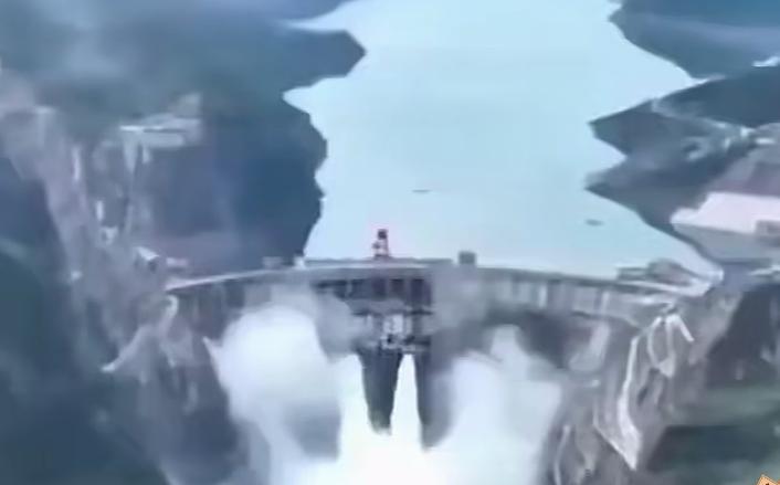 惊艳！白鹤滩水电站如今太争气。耗资千亿的白鹤滩水电站，现在真的、真的太牛了