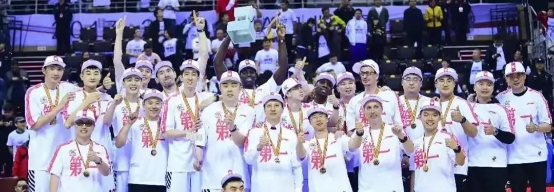 辽篮做了一件让个别球队感到羞耻的事儿，就是吸收了一名叫周俊成的业余球员参加全运会