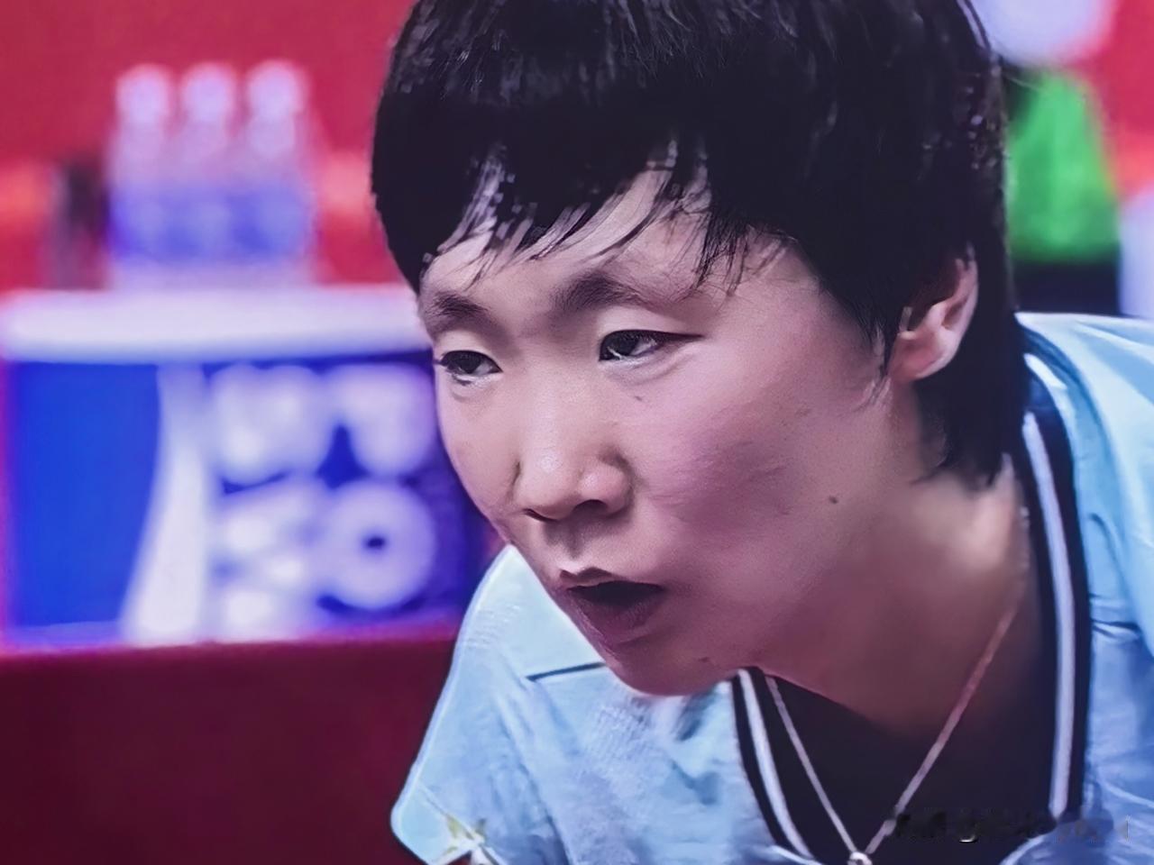 曼昱一天之内连赢两名世界顶尖高手，半决赛赢了外协最有威胁的，天才少女张本美和。决