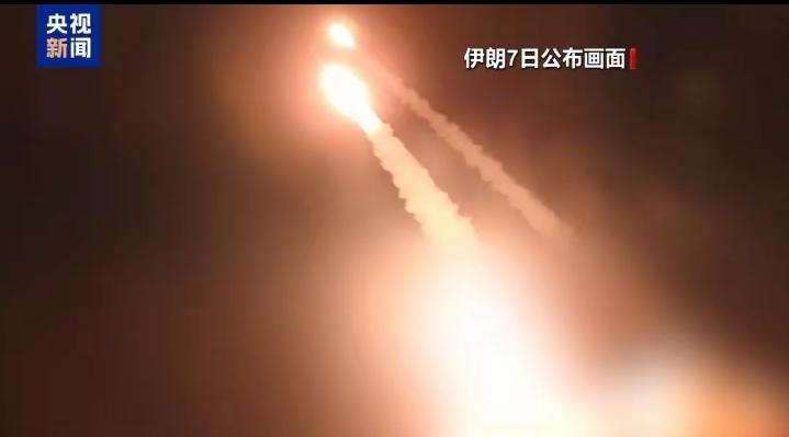突发！德黑兰剧烈爆炸，以色列空军基地剧烈爆炸，特朗普着急、无力，掩盖不住最害怕的