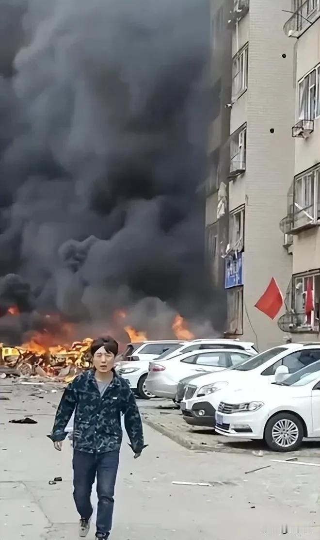 山西太原小区爆炸后，我立马做了三件事：第一，召集家里所有老弱妇孺，将本次