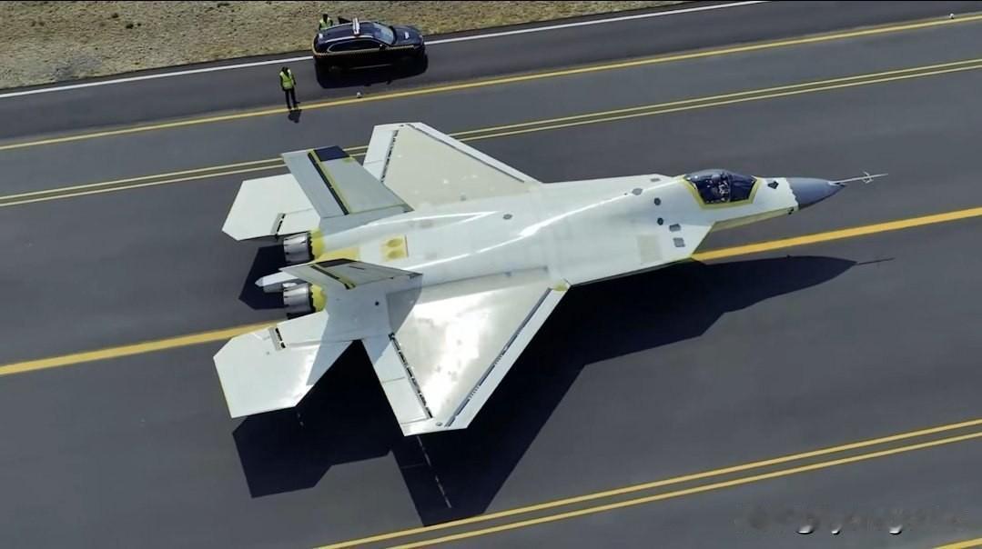 ✈️🇹🇷土耳其展示新型“Kaan”战斗机原型机P1据报道，土耳其航空