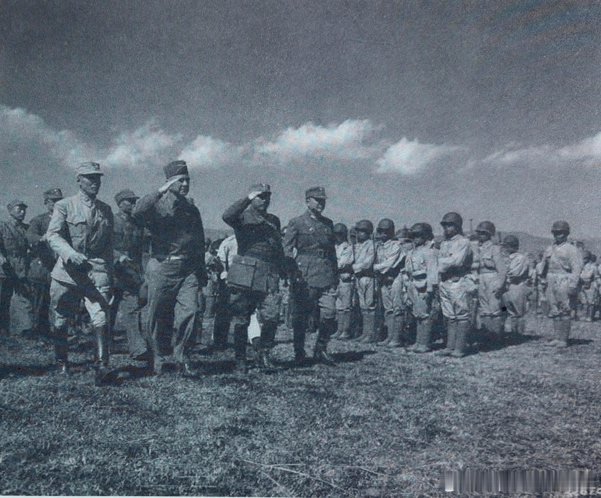 1945年2月5日印缅战区司令及中国驻印军总指挥索尔登中将和中国远征军司令卫立煌
