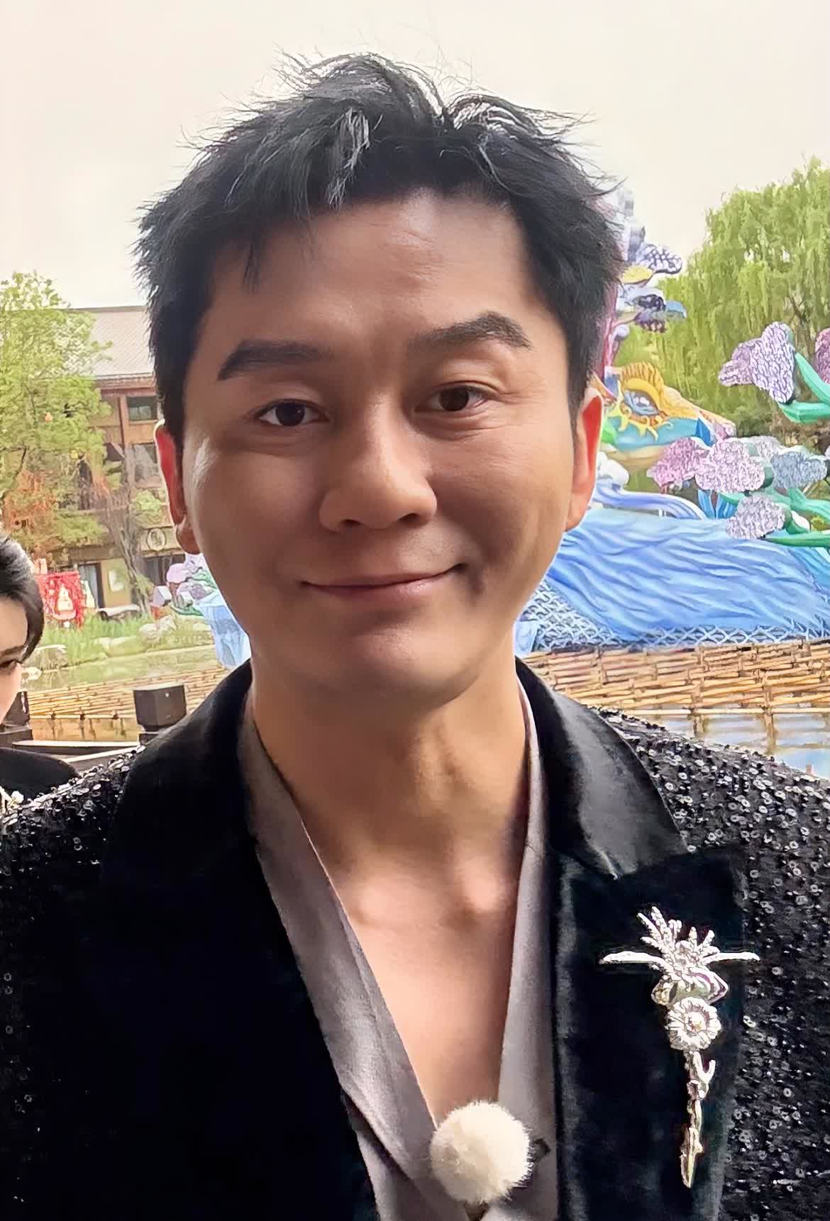 我开始理解李晨了他哪里都好唯独有一个致命的问题，那就是他在演戏上的机会真