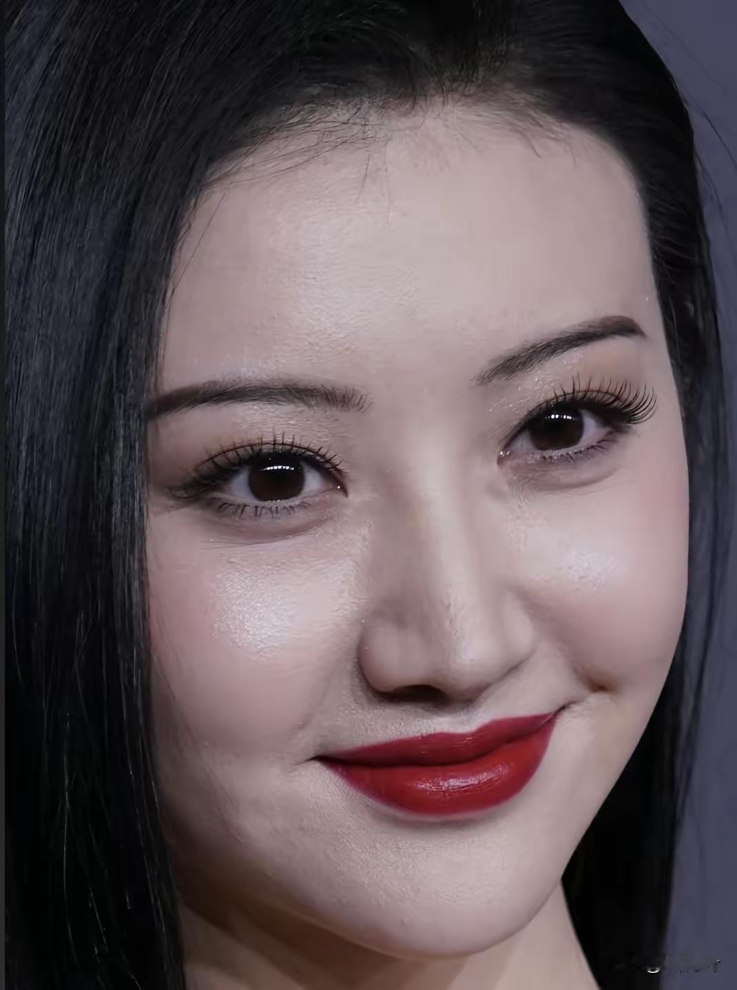 高清怼脸直拍无美颜滤镜的女明星真实状态