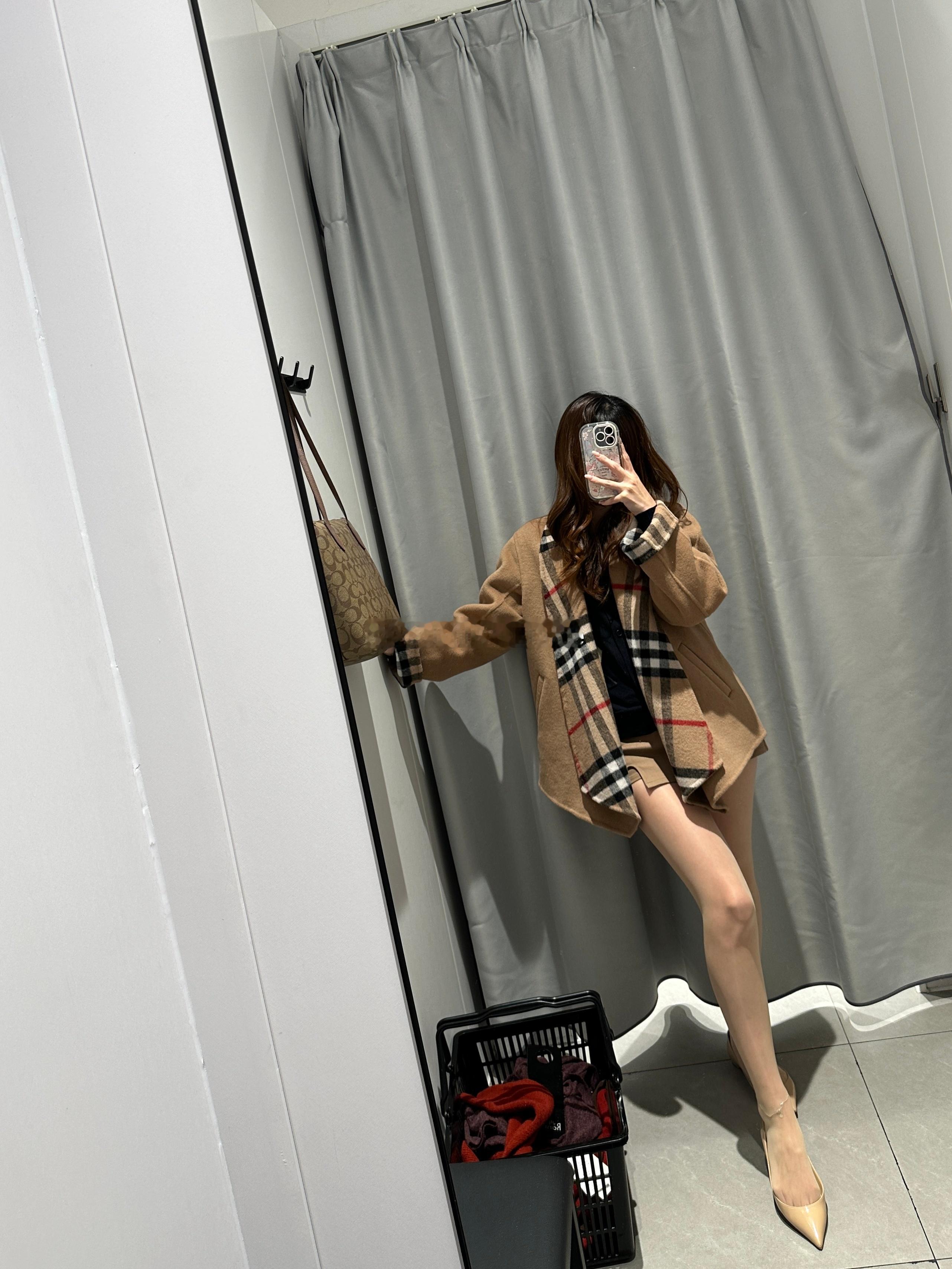 今天是焦糖玛奇朵味的涞觅润丝时尚穿搭今天穿什么