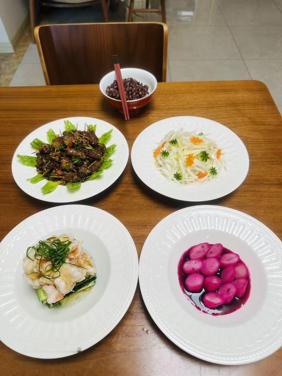 分享生活记录每一天分享一下今天我自己做的早餐。