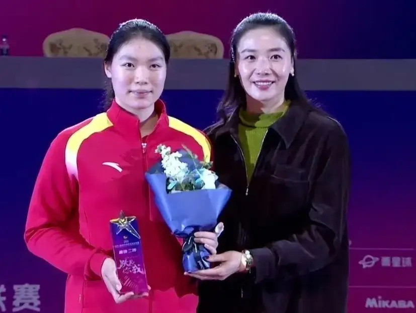 女排最佳阵容出炉(4月1日）2025-2026中国女排超级联赛赛事全部结束，A级