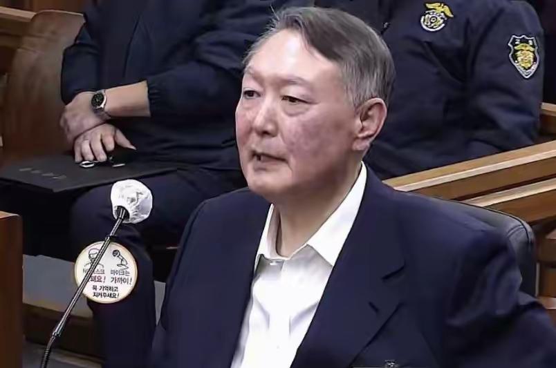 ​不是10年的刑期，而是死刑或者无期徒刑，对尹锡悦的判决有所改变，这引起大家巨大