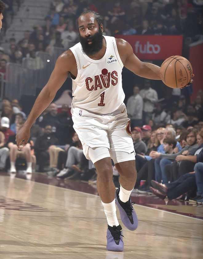 “哈登明天继续出战”一度冲上热搜！很多人不理解，36岁的登哥为何还要出战这些没有