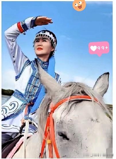 我不解，一个女干部，至于把自己逼到这个份上吗？深扒了一下家世，全通了。母