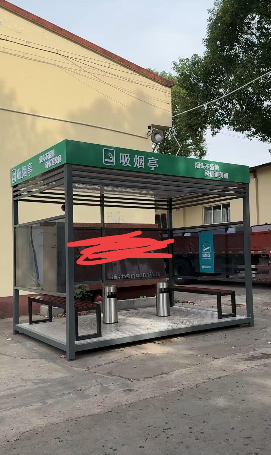 厂里不好招男普工，因为厂里的男普工招进来不允许吸烟的，厂里也没设置吸烟区，工作方