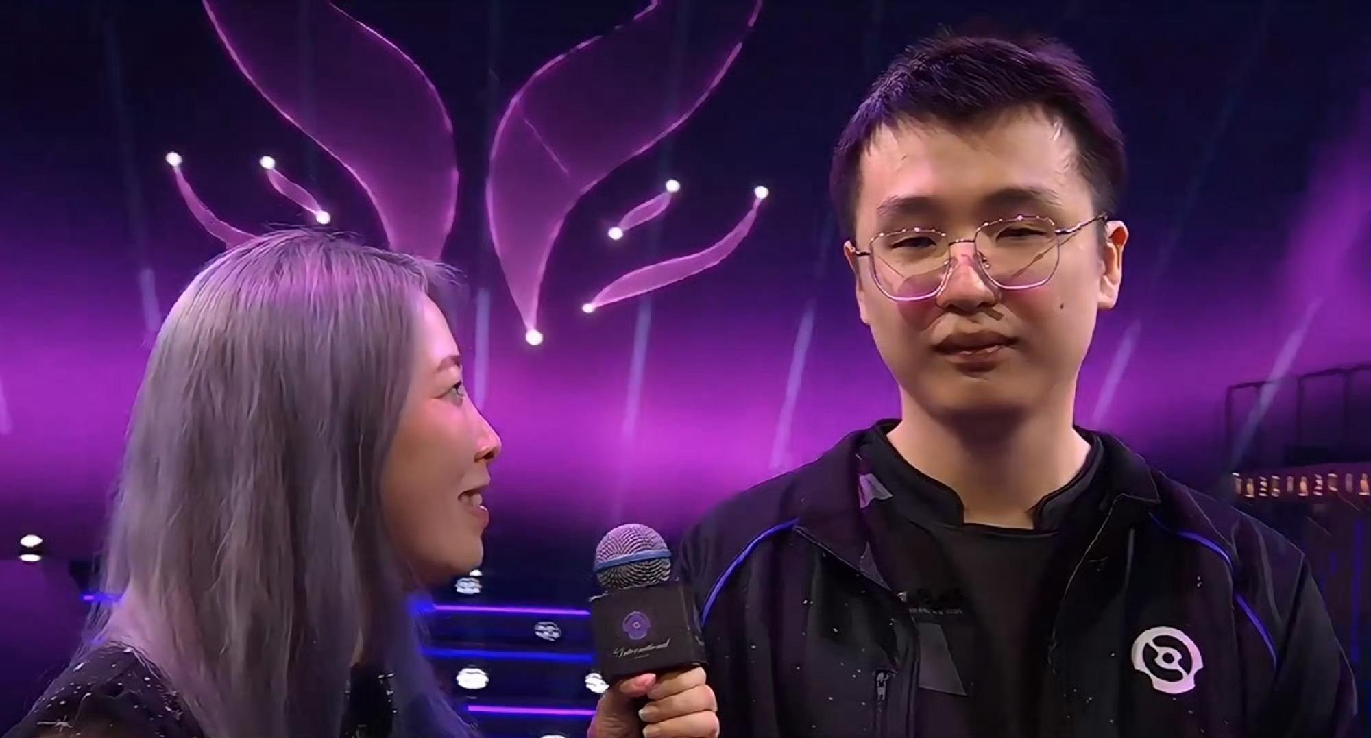 眼子和皮鞋爆料毛哥离开XG，自己出去创业组了个队！dota2​​​