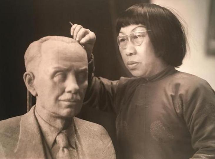 1908年，13岁潘玉良被舅舅卖到妓院，老鸨打量她一眼，嫌弃她鼻子塌、嘴巴宽、嘴