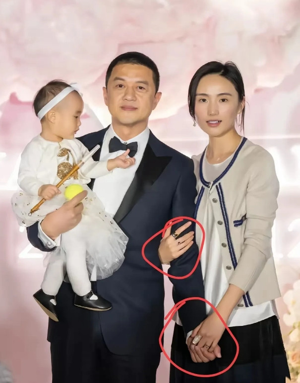 李亚鹏现任妻子虽然无才，无貌但真是太会过日子了，结婚的好伴侣！她让我明白了不