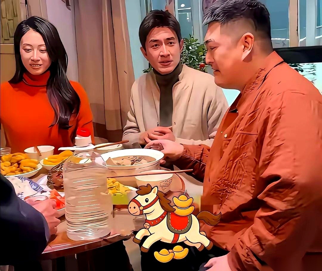 赵本山的儿子大牛组局请林更新等一众明星朋友吃饭，餐桌正中间摆的居然是一大桶透明塑料瓶装的散装白酒。这