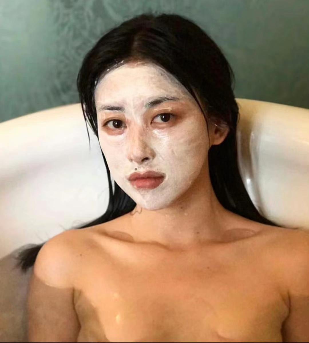 朱珠浴缸自拍​​​
