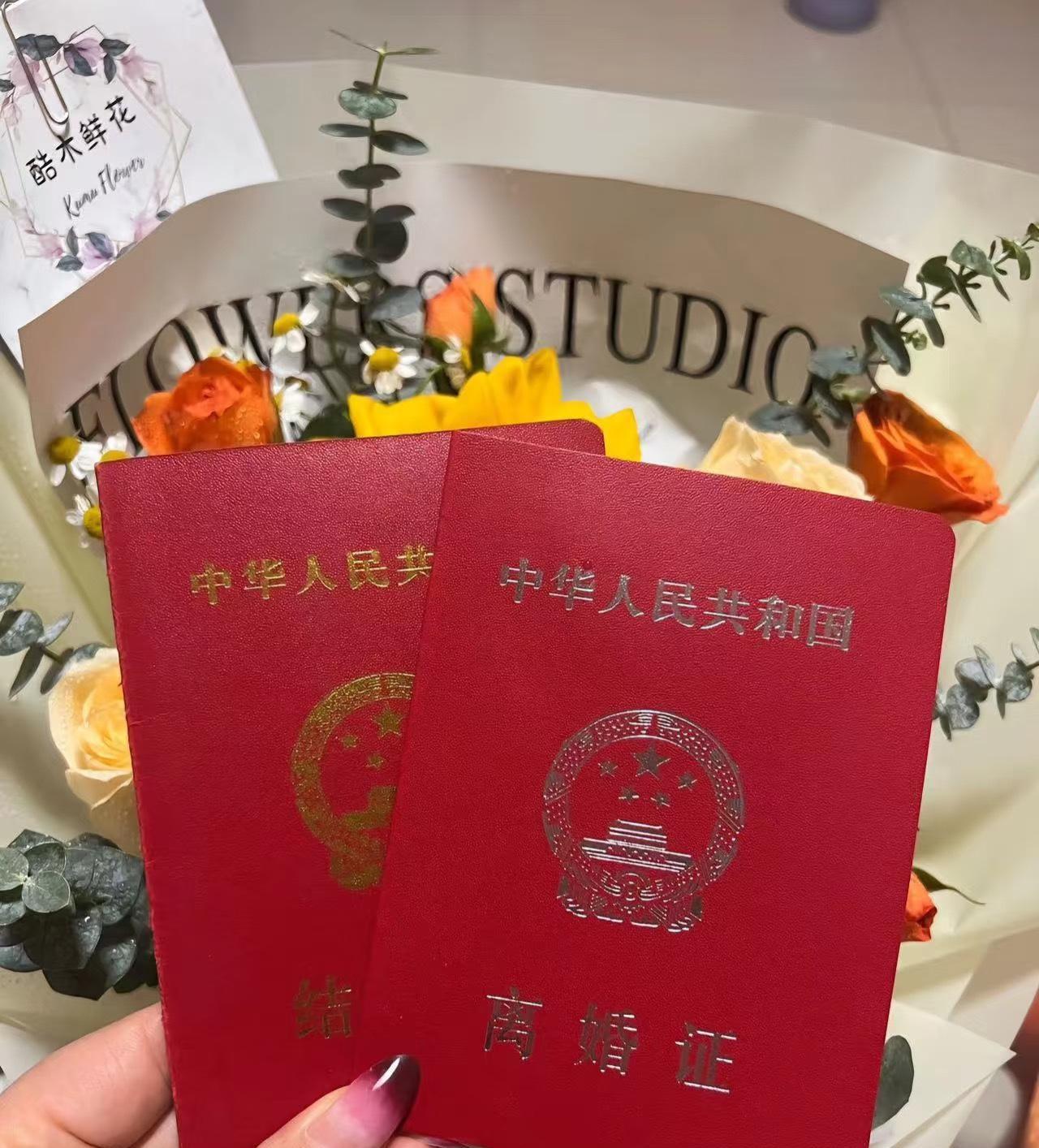 万万没想到，我女儿刚结婚不到一个月就离婚了，这让我这个做母亲的感到无比的震惊和气