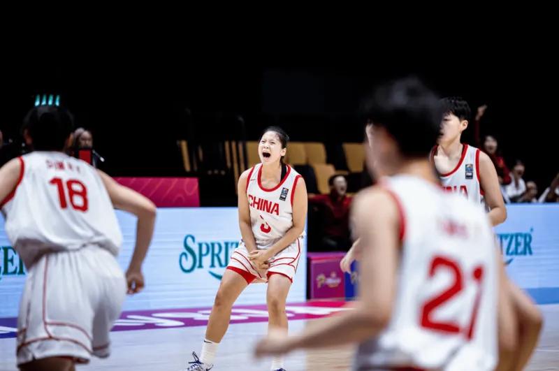 U18女篮亚洲杯：中国惜败日本，主要球员打分：1人优秀、2人良好、6人不及格！