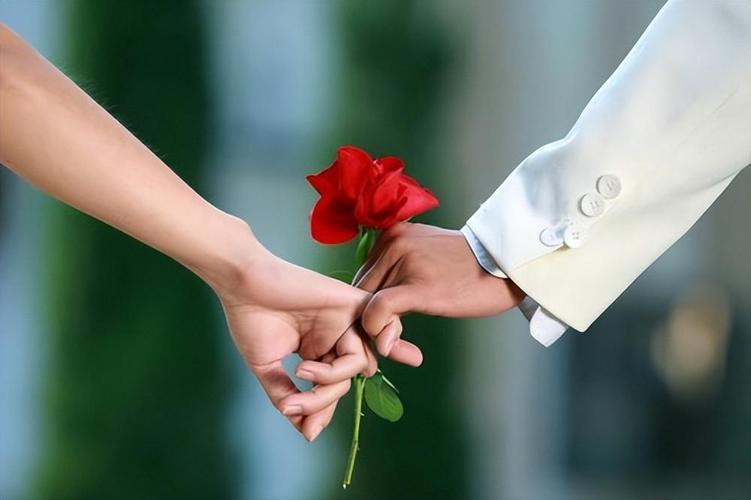 都说“不听老人言，吃亏在眼前”，说的就是这种人啊！有个朋友，27岁时转业到地方