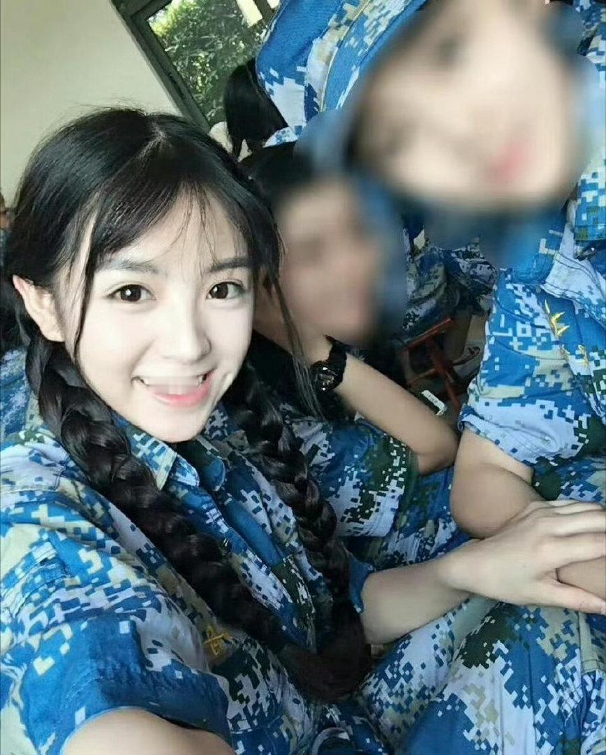女明星们军训照迪丽热巴、娜扎、孟子义、赵今麦、田曦薇、王楚然、宋祖儿、张婧仪、陈