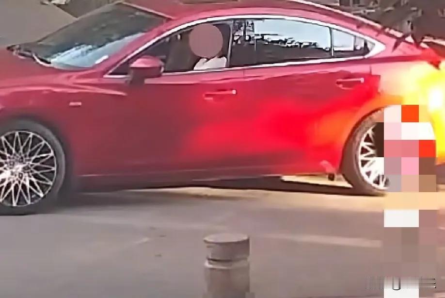 近日，乌鲁木齐一男子醉驾后，主动开车到交警队投案自首，不但积极供述，还强烈要求交