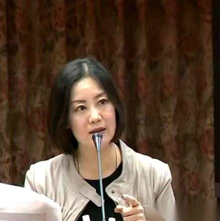 台北选情的最新民调出炉，直接在纸面上抛出了一个贴身肉搏的悬念。信民两岸研究协会