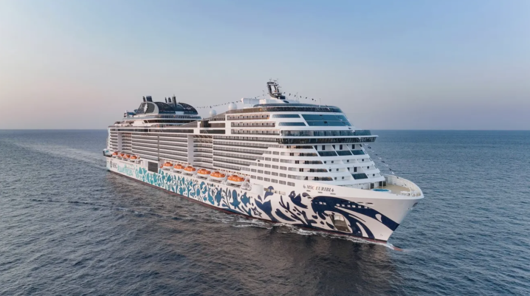 中国游客滞留迪拜:5000人被困