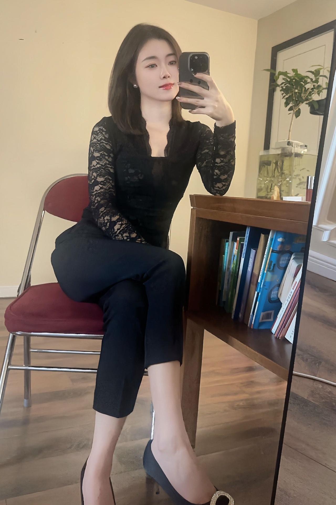 用最宽的心，装最多的福，敬生活的暗淡，也敬生活的灿烂。