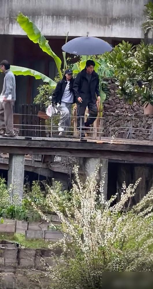 那张“27岁像46岁”的脸，差点把刘萧旭的演员路焊死。你以为是七年龙套熬出头？我