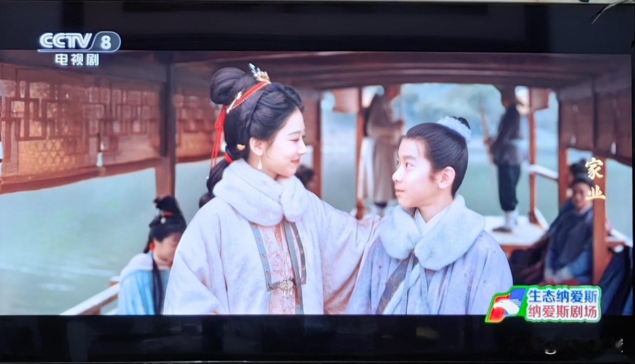 《家业》里杨紫饰演的大女主李祯，不仅智计出众，且深谙人情世故，将大家族里各房的利