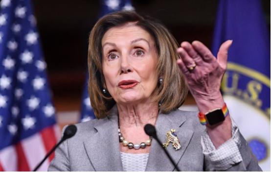 85岁的佩洛西又跳出来了！当地时间11月4日，美国众议院前议长在接受媒体采访时再