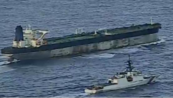 俄罗斯没能保住贝拉一号油轮，一点也不奇怪。 潜艇为油轮护航，本身实际效果就不