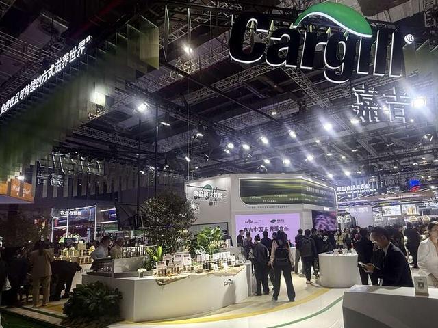 进博会美企: “中美贸易互利至关重要”