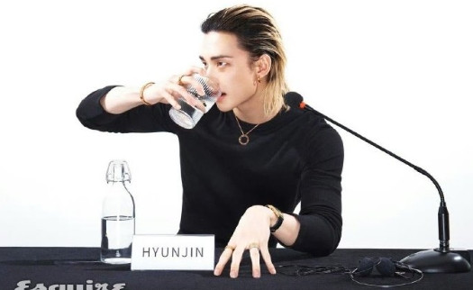 Esquire卡地亚你们坤续宠着爱着俺家铉辰​​​