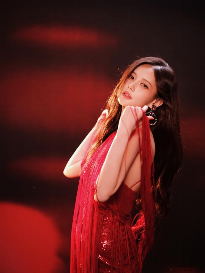 李一桐发了49999的红包李一桐🧧美哒哒