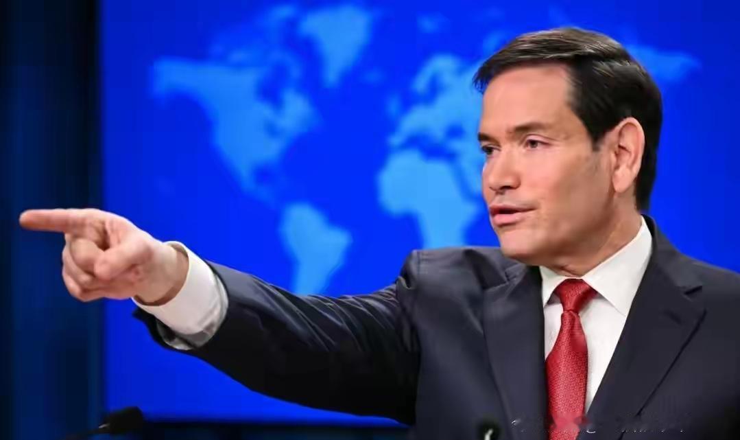 美国在华盛顿紧急召开“关键矿产部长级会议”，55个国家代表齐聚一堂，唯独没给中国