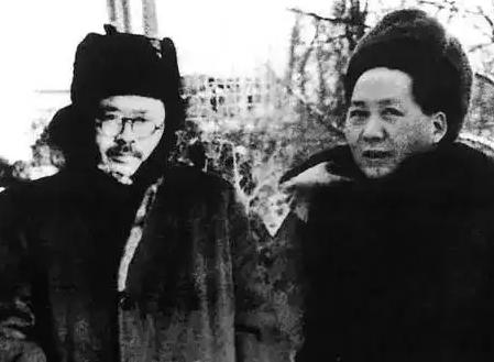 1949年，开国大典前夕，毛主席突然下了一道特殊的禁令：绝对不允许任弼时同志出席