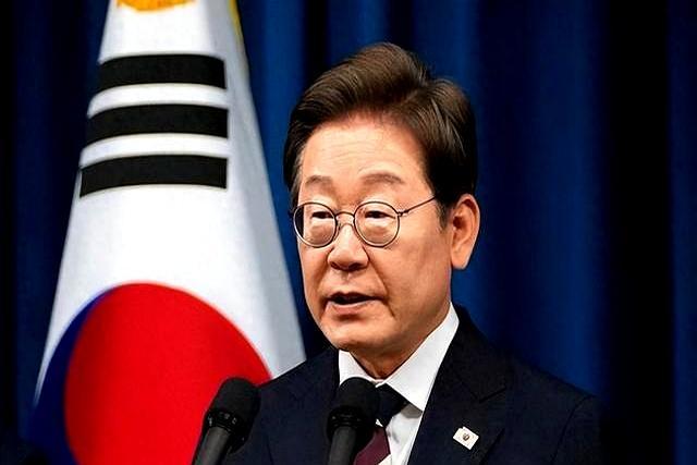 4月28日，韩国总统李在明强硬表态：韩国完全有能力自主防卫，无需依赖外国驻军！他