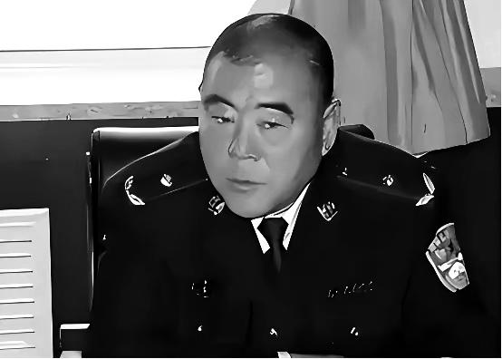 1996年，呼和浩特小伙呼格吉勒图厕所边报个警，竟被扣成凶手，61天后吃枪子。